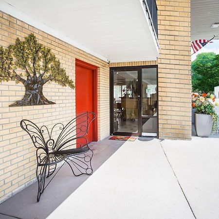 Days Inn By Wyndham Lake City Exterior foto