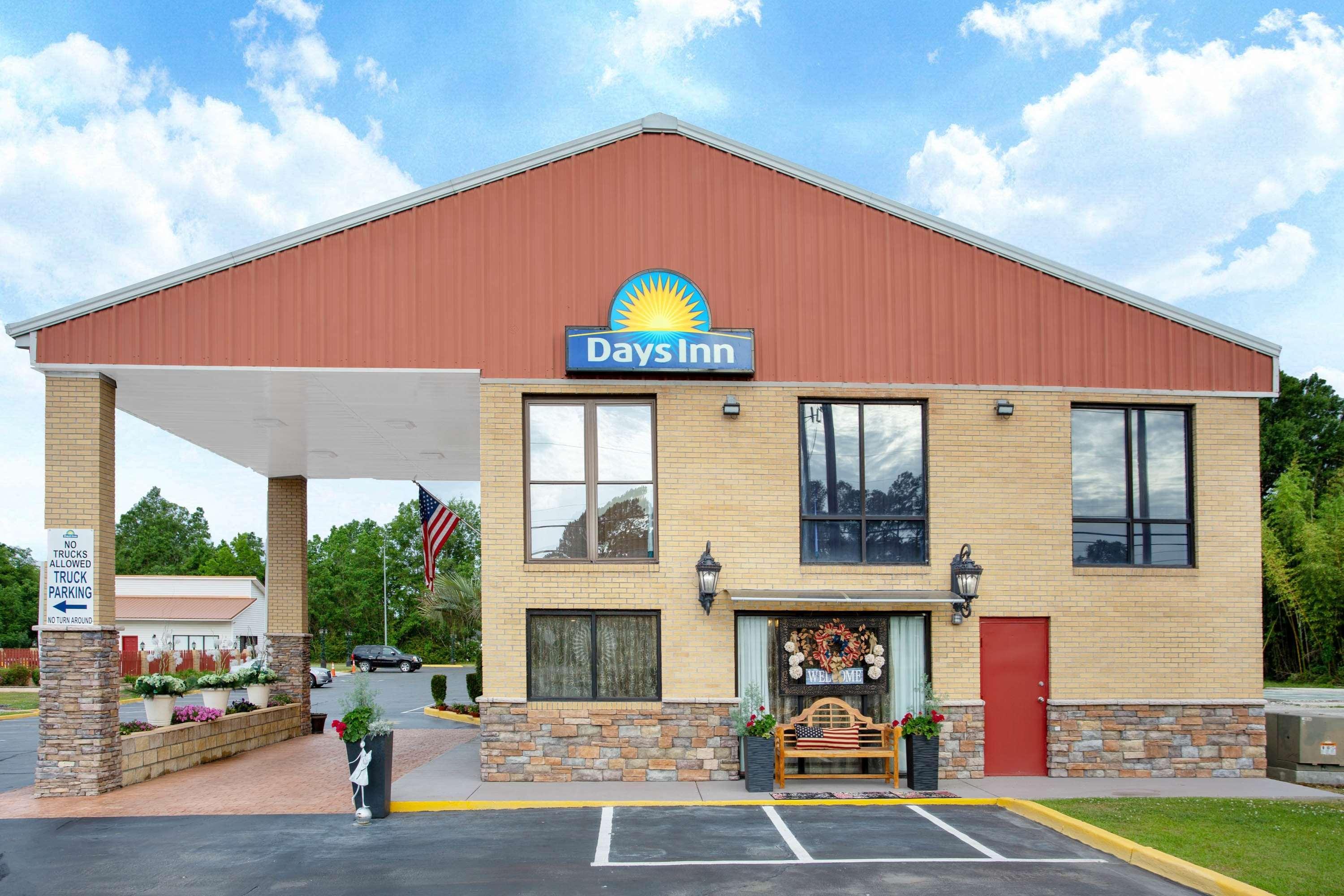 Days Inn By Wyndham Lake City Exterior foto