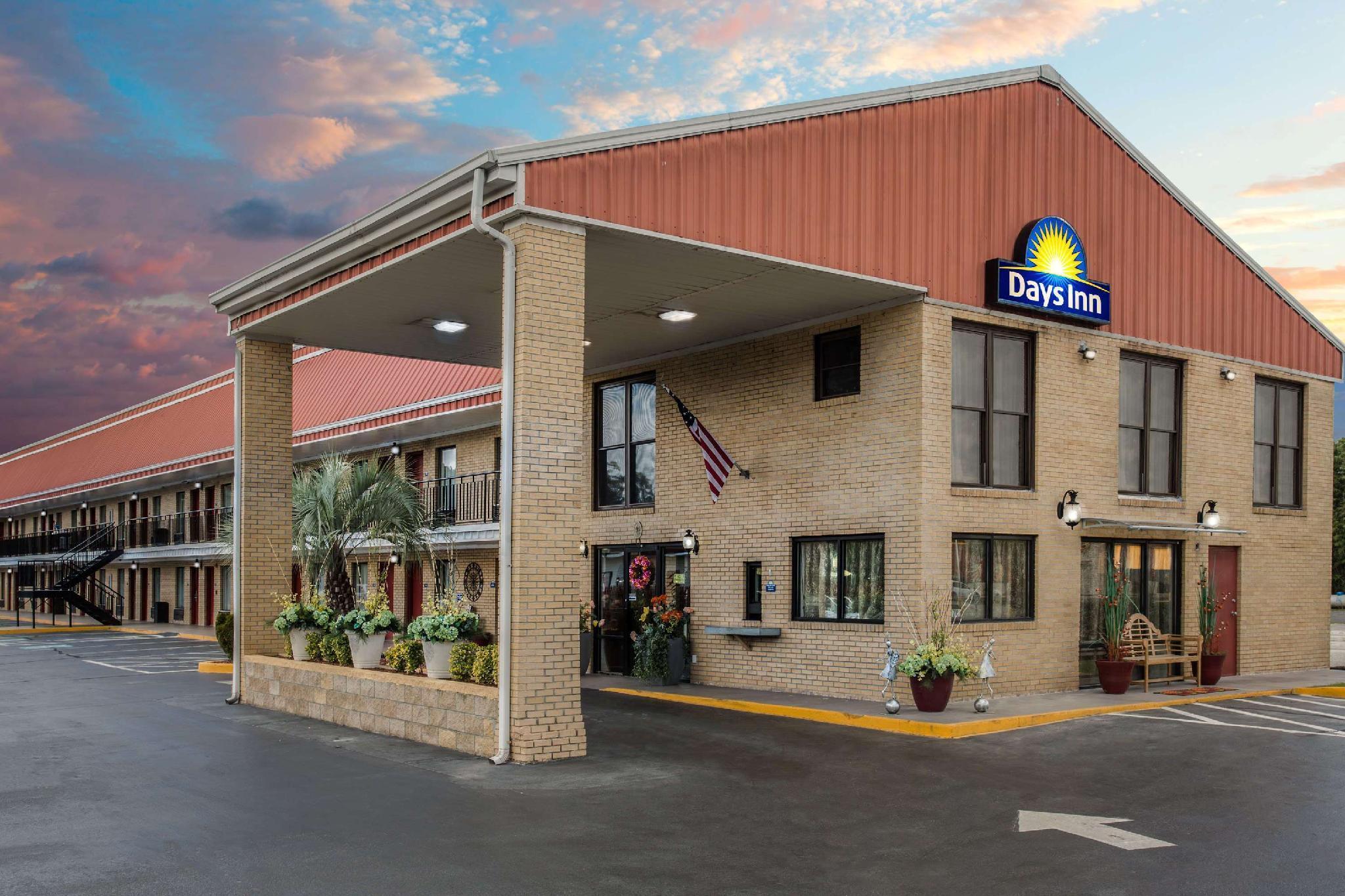 Days Inn By Wyndham Lake City Exterior foto